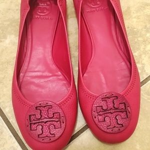 Tory Burch Pink flat shoe  size 8 🥿
